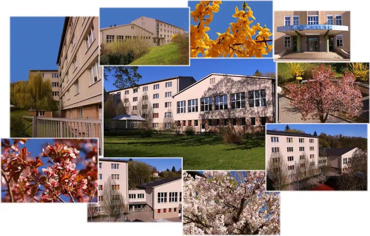 Jugendgaestehaus Studentenwohnheim シュタイアー エクステリア 写真
